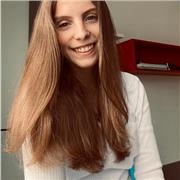 Englisch-Nachhilfe: Adina, 23, Psychologiestudentin aus Graz